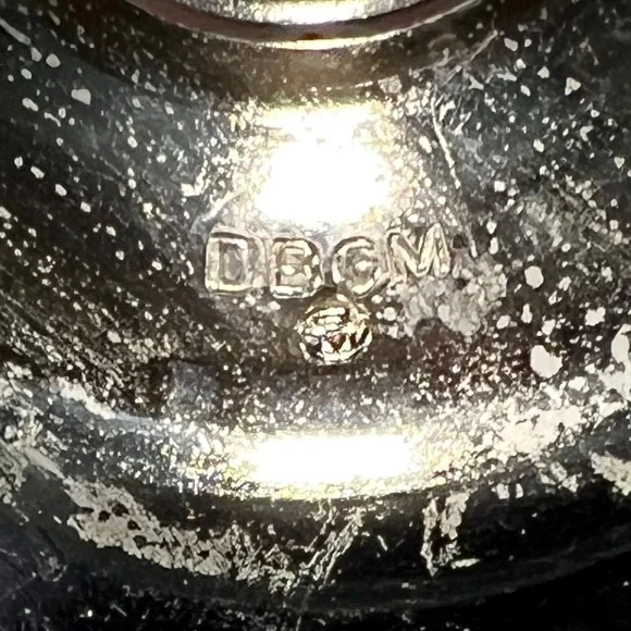 Vintage German Decorative Beer Stein W/ Lid - Three Men w/ Pipes - Picture 11 of 11